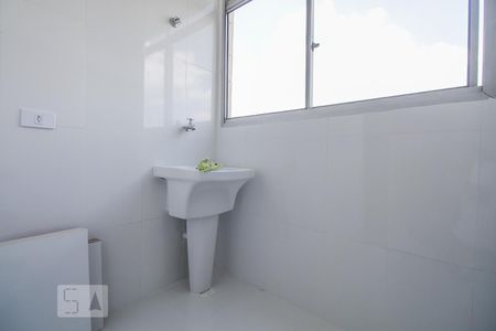 Apartamento para alugar com 64m², 2 quartos e 1 vagaÁrea de serviço