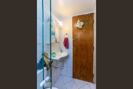 Banheiro de apartamento para alugar com 2 quartos, 55m² em Jardim Celeste, São Paulo