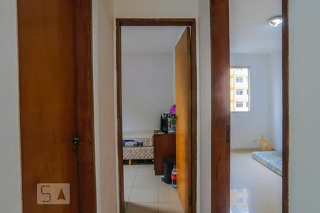 Corredor de apartamento para alugar com 2 quartos, 55m² em Jardim Celeste, São Paulo