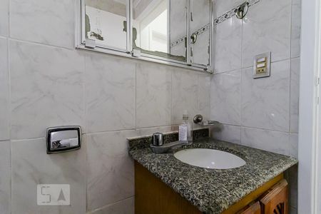 Apartamento para alugar com 70m², 2 quartos e 1 vaga Apartamento para alugar com 70m², 2 quartos e 1 vagaBanheiro