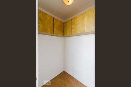 Apartamento para alugar com 70m², 2 quartos e 1 vaga Apartamento para alugar com 70m², 2 quartos e 1 vagaQuarto de Serviço
