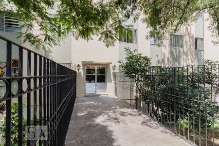 Apartamento à venda com 81m², 2 quartos e 2 vagasEntrada