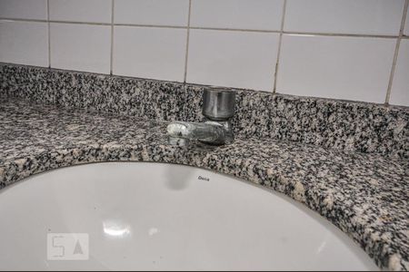 Apartamento à venda com 70m², 2 quartos e 1 vaga Apartamento à venda com 70m², 2 quartos e 1 vagaBanheiro Suíte