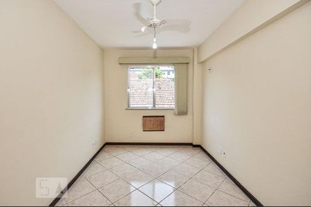 Suíte de apartamento à venda com 2 quartos, 70m² em Tanque, Rio de Janeiro