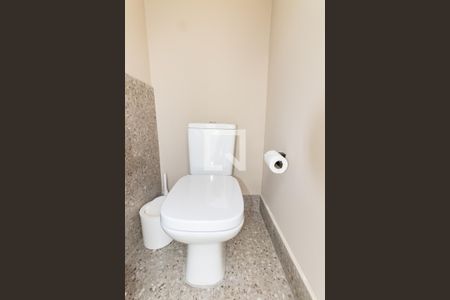 Apartamento à venda com 112m², 2 quartos e 1 vaga Apartamento à venda com 112m², 2 quartos e 1 vagaBanheiro da cobertura