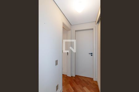 Apartamento à venda com 112m², 2 quartos e 1 vaga Apartamento à venda com 112m², 2 quartos e 1 vagaCorredor