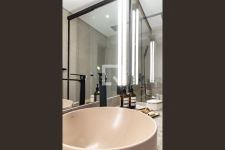 Apartamento à venda com 112m², 2 quartos e 1 vaga Apartamento à venda com 112m², 2 quartos e 1 vagaBanheiro do Quarto 1