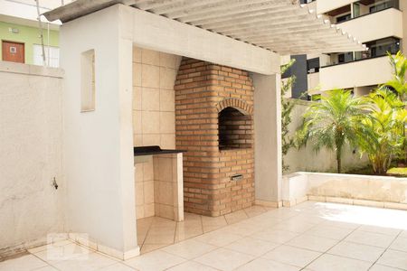 Apartamento à venda com 65m², 2 quartos e 1 vagaChurrasqueira