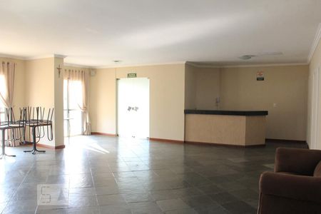 Apartamento para alugar com 130m², 4 quartos e 2 vagasÁrea comum - Salão de festas