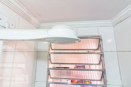 Apartamento à venda com 70m², 3 quartos e 2 vagas Apartamento à venda com 70m², 3 quartos e 2 vagasChuveiro