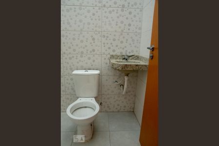 Casa de condomínio para alugar com 80m², 2 quartos e 1 vaga