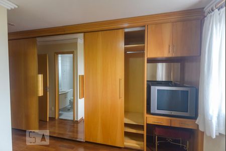 Suíte de apartamento para alugar com 3 quartos, 90m² em Vila Gomes Cardim, São Paulo
