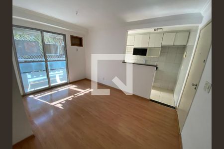 Sala de apartamento à venda com 2 quartos, 60m² em Taquara, Rio de Janeiro