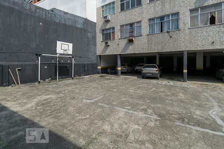 Apartamento à venda com 80m², 2 quartos e 1 vagaÁrea comum - Quadra