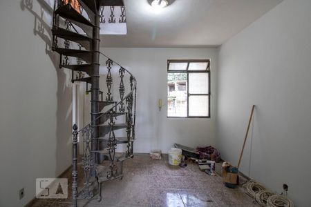 Sala 2 de apartamento para alugar com 4 quartos, 124m² em São Lucas, Belo Horizonte