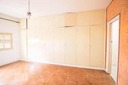 Apartamento à venda com 210m², 3 quartos e 1 vaga Apartamento à venda com 210m², 3 quartos e 1 vagaSuite