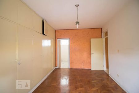 Apartamento à venda com 210m², 3 quartos e 1 vaga Apartamento à venda com 210m², 3 quartos e 1 vagaSuite
