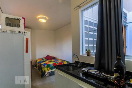 Cozinha de kitnet/studio para alugar com 1 quarto, 21m² em Vila Mariana, São Paulo