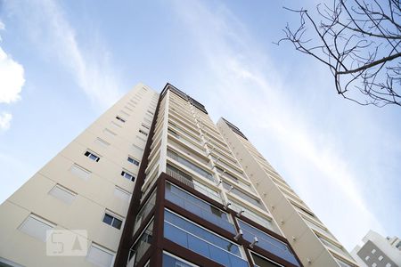 Apartamento para alugar com 61m², 2 quartos e 2 vagasFachada