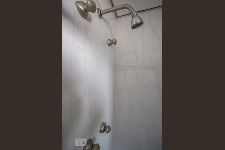 Banheiro social detalhe de apartamento à venda com 3 quartos, 113m² em Sumaré, São Paulo
