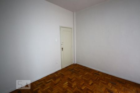 Sala de Apartamento com 1 quarto, 50m² Icaraí