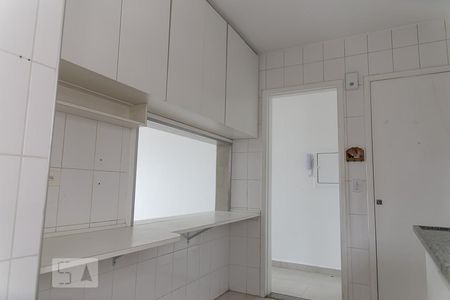 Apartamento à venda com 70m², 2 quartos e 1 vagaCozinha - Armários