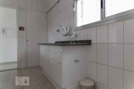 Apartamento à venda com 70m², 2 quartos e 1 vagaCozinha - Armários