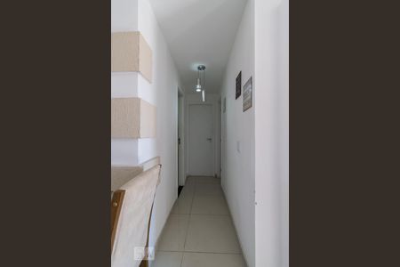 Sala - Corredor  de apartamento à venda com 2 quartos, 60m² em Irajá, Rio de Janeiro