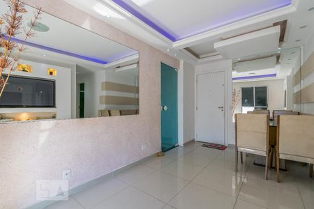 Sala de apartamento à venda com 2 quartos, 60m² em Irajá, Rio de Janeiro