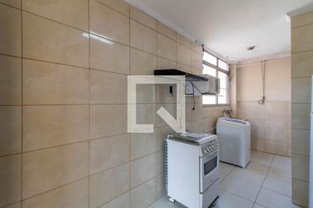 Cozinha de apartamento para alugar com 2 quartos, 70m² em Vila das Palmeiras, Guarulhos