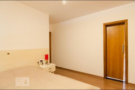 Quarto da suíte de apartamento para alugar com 4 quartos, 124m² em Santa Terezinha, São Bernardo do Campo