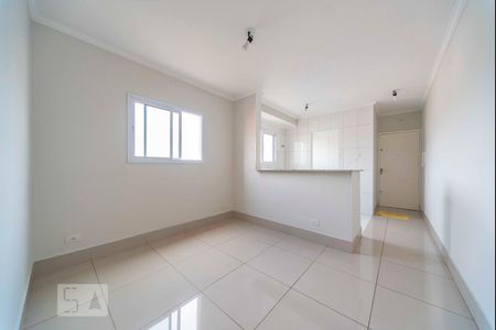 Sala de apartamento para alugar com 2 quartos, 55m² em Vila Curuçá, Santo André