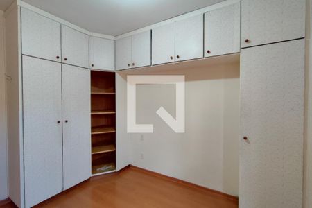 Quarto 2 de apartamento para alugar com 2 quartos, 66m² em Jardim das Bandeiras, Campinas
