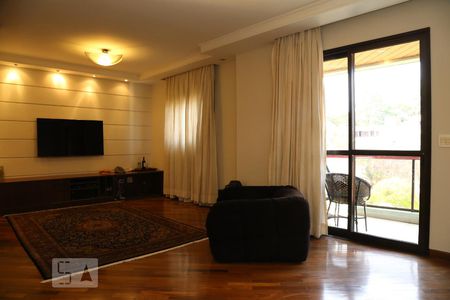 Sala de apartamento para alugar com 3 quartos, 130m² em Vila Sônia, São Paulo