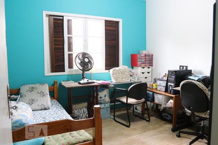 Casa à venda com 174m², 3 quartos e 2 vagasQuarto 2