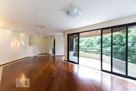 Sala de estar de apartamento para alugar com 4 quartos, 237m² em Vila Suzana, São Paulo