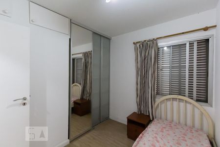 Suíte 2 de apartamento para alugar com 2 quartos, 68m² em Vila Andrade, São Paulo