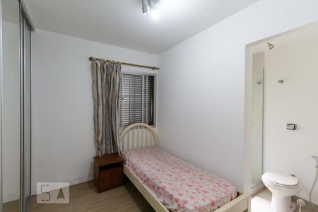 Suíte 2 de apartamento para alugar com 2 quartos, 68m² em Vila Andrade, São Paulo