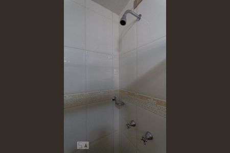 Casa à venda com 1600m², 6 quartos e 6 vagas Casa à venda com 1600m², 6 quartos e 6 vagasBanheiro da Suíte 3