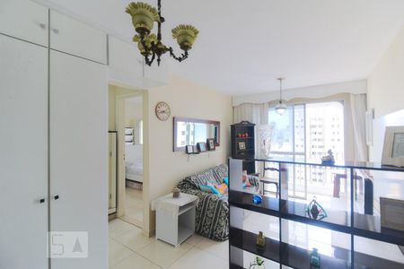 Sala de apartamento para alugar com 1 quarto, 60m² em Brooklin Paulista, São Paulo
