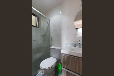 Apartamento à venda com 74m², 2 quartos e 2 vagasBanheiro da suíte