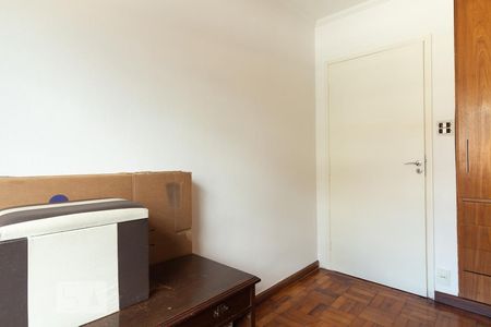 Quarto 3 de casa à venda com 4 quartos, 259m² em Vila Romano, São Paulo