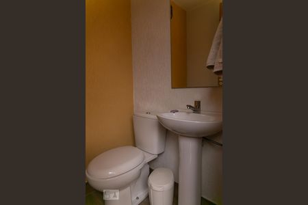 Casa à venda com 200m², 3 quartos e 2 vagas Casa à venda com 200m², 3 quartos e 2 vagasEspaço Gourmet - Banheiro