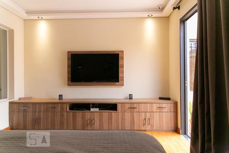 Casa à venda com 200m², 3 quartos e 2 vagas Casa à venda com 200m², 3 quartos e 2 vagasSuíte