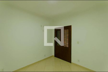 Casa de condomínio à venda com 144m², 3 quartos e 2 vagasSuíte