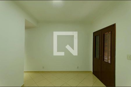 Casa de condomínio à venda com 144m², 3 quartos e 2 vagasSuíte