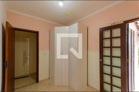 Casa de condomínio à venda com 144m², 3 quartos e 2 vagasQuarto 2