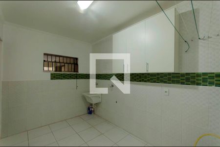 Casa de condomínio à venda com 144m², 3 quartos e 2 vagasÁrea de Serviço