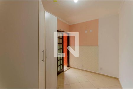 Casa de condomínio à venda com 144m², 3 quartos e 2 vagasQuarto 2