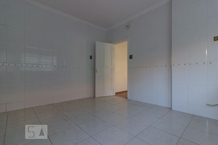 Casa à venda com 180m², 3 quartos e 2 vagas Casa à venda com 180m², 3 quartos e 2 vagasCozinha